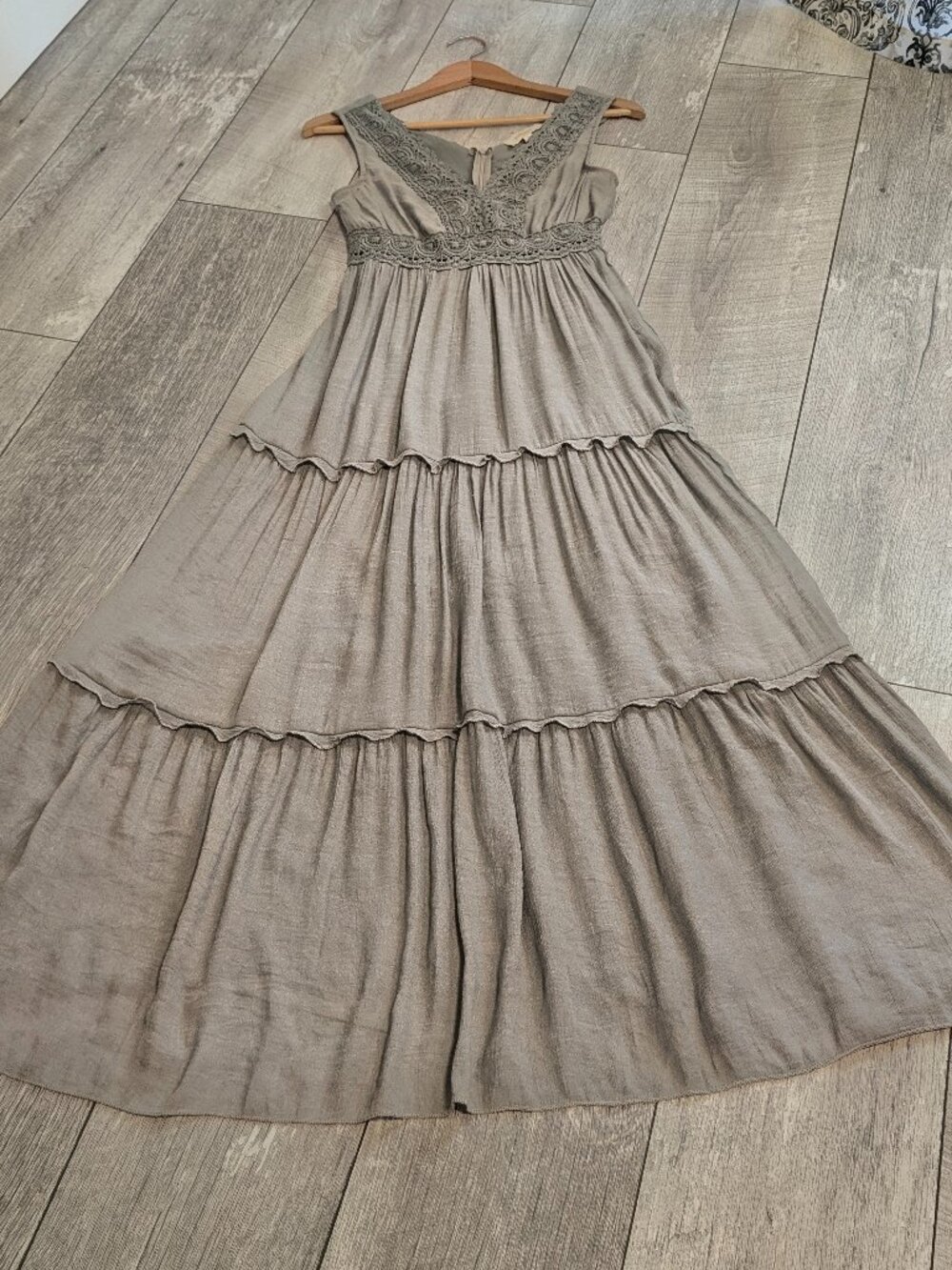Rebellion Sage Crochet Lace Sleeveless Tiered Maxi Dress S Boho Cottagecore EUC - Picture 6 of 13